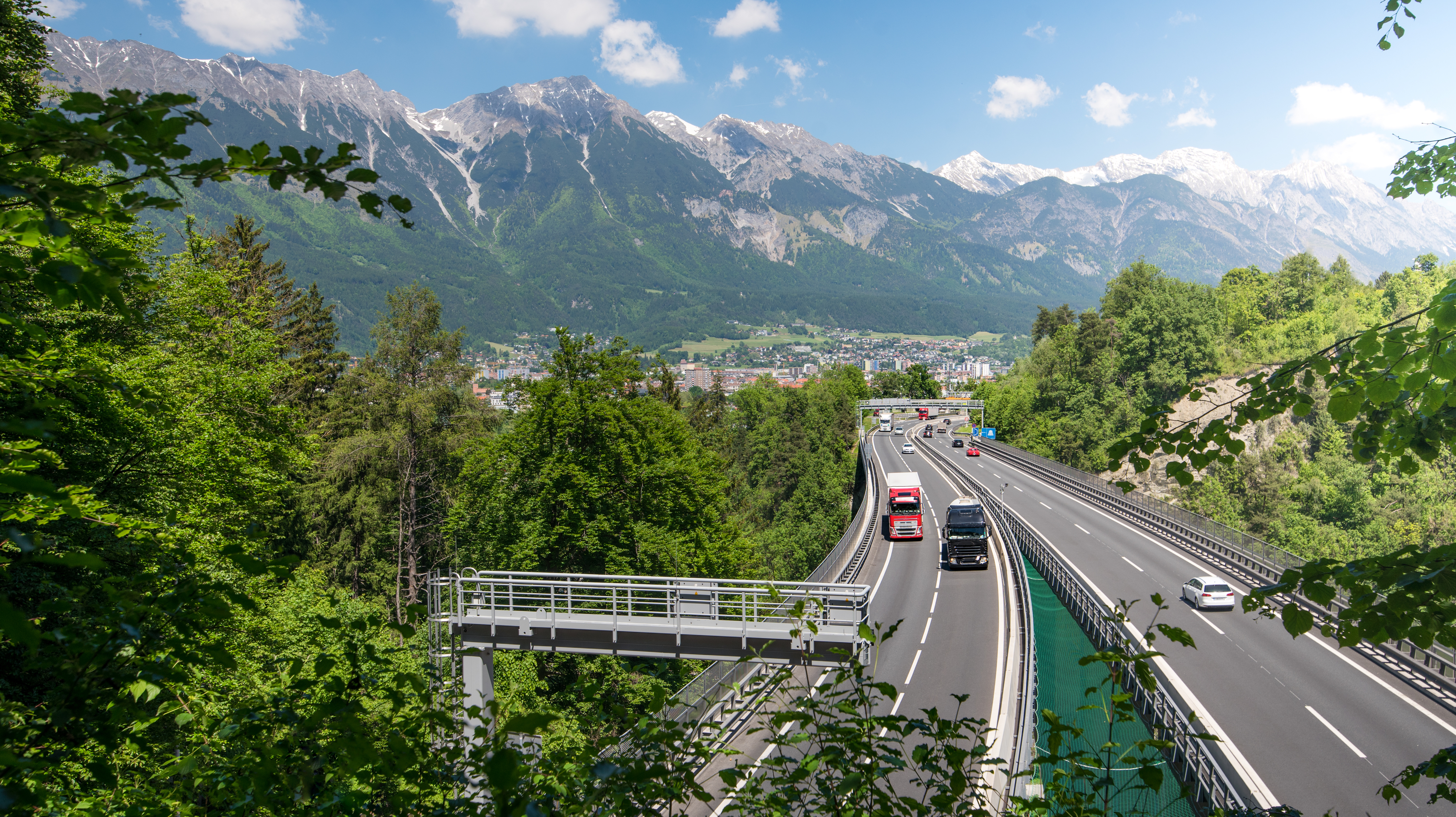 Restricții pentru camioane în Tirol în a doua jumătate a anului 2023